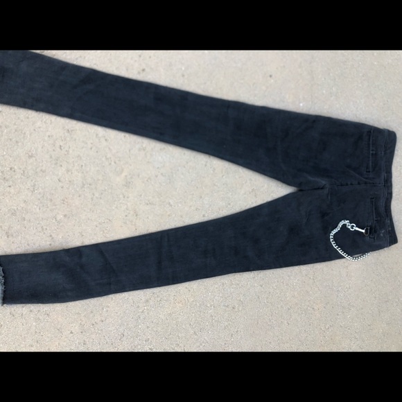 Denim - Picture 2 of 4